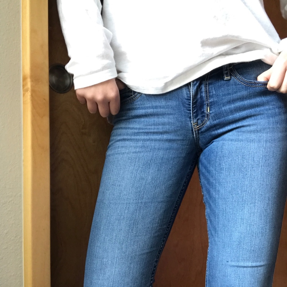 hollister skinny jeans🌿